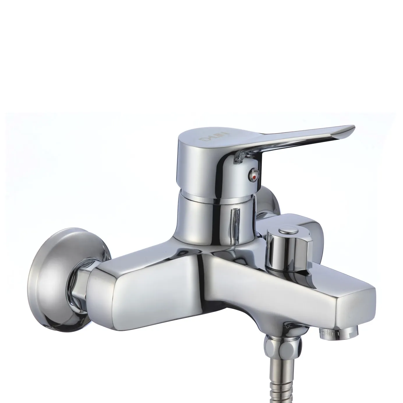 Смеситель для ванны D-Lin D130418, хром