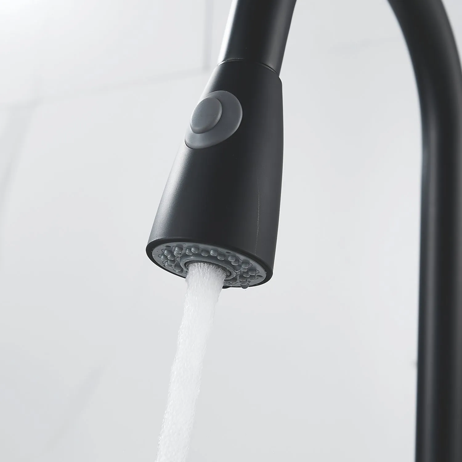 Смеситель для кухни с выдвижным изливом Raffine F213H, черный