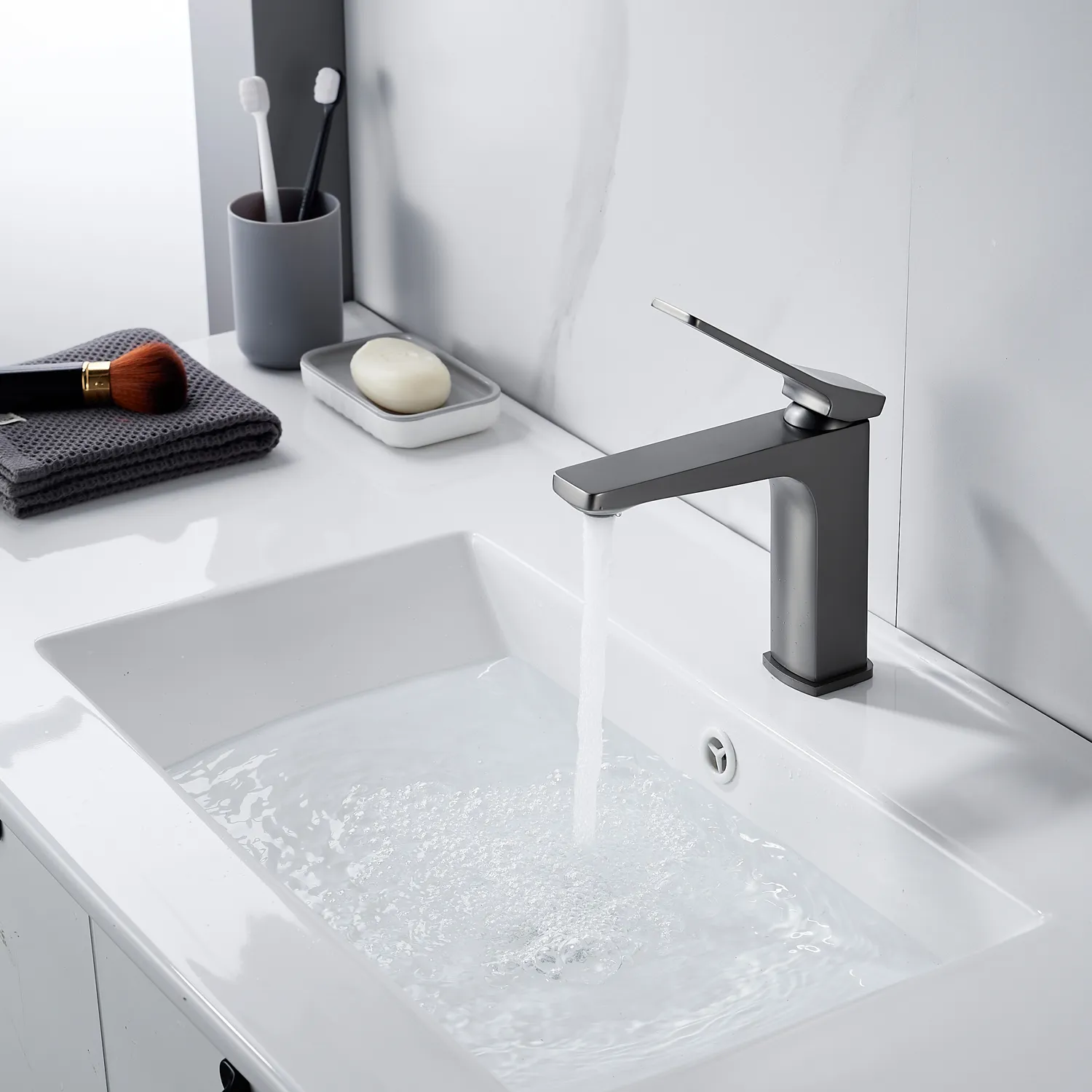 Смеситель для раковины Shevanik S4601T, оружейная сталь