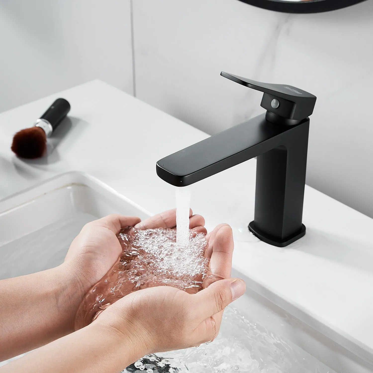 Смеситель для раковины Raffine F0199H, черный