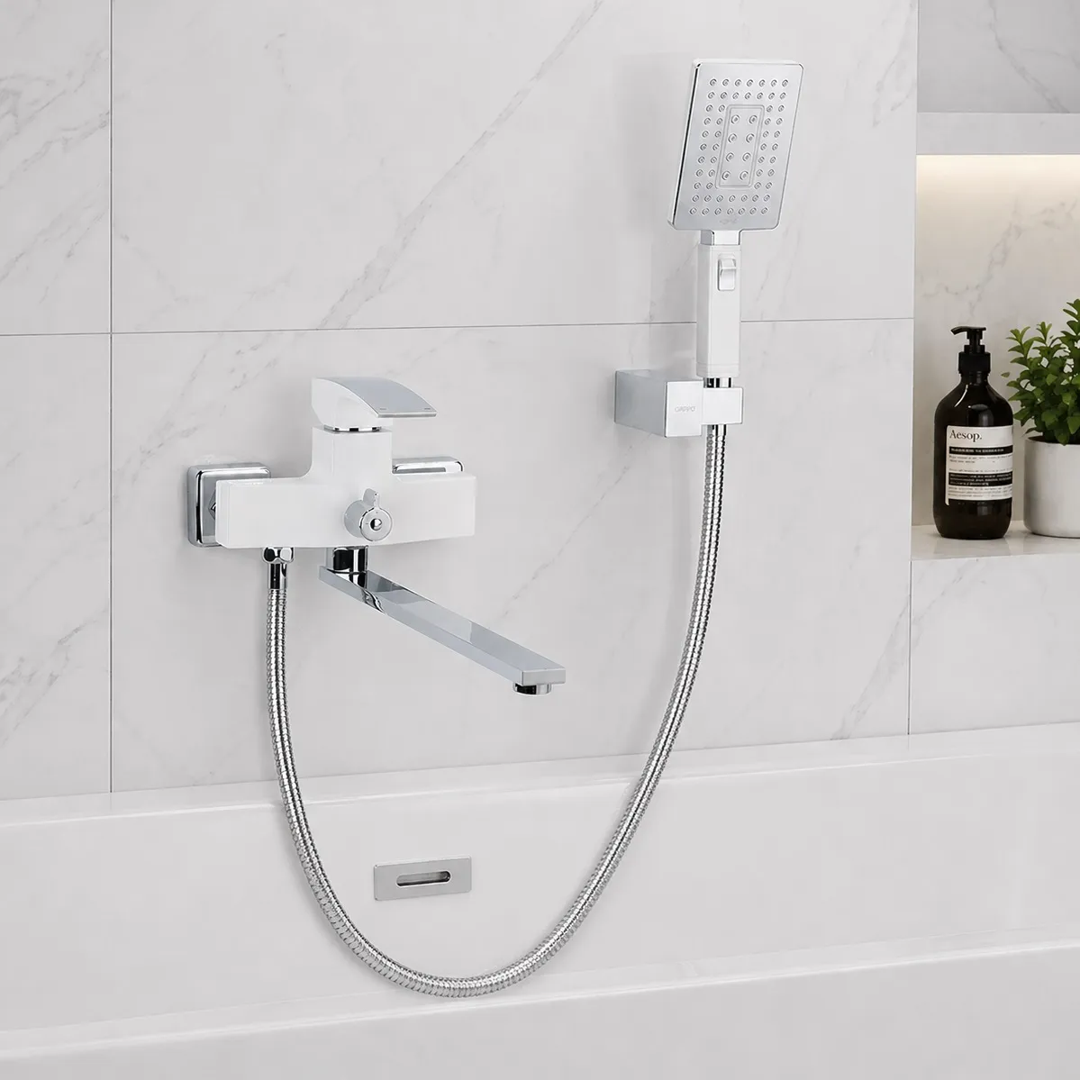 Смеситель для ванны GAPPO G2207-7, белый