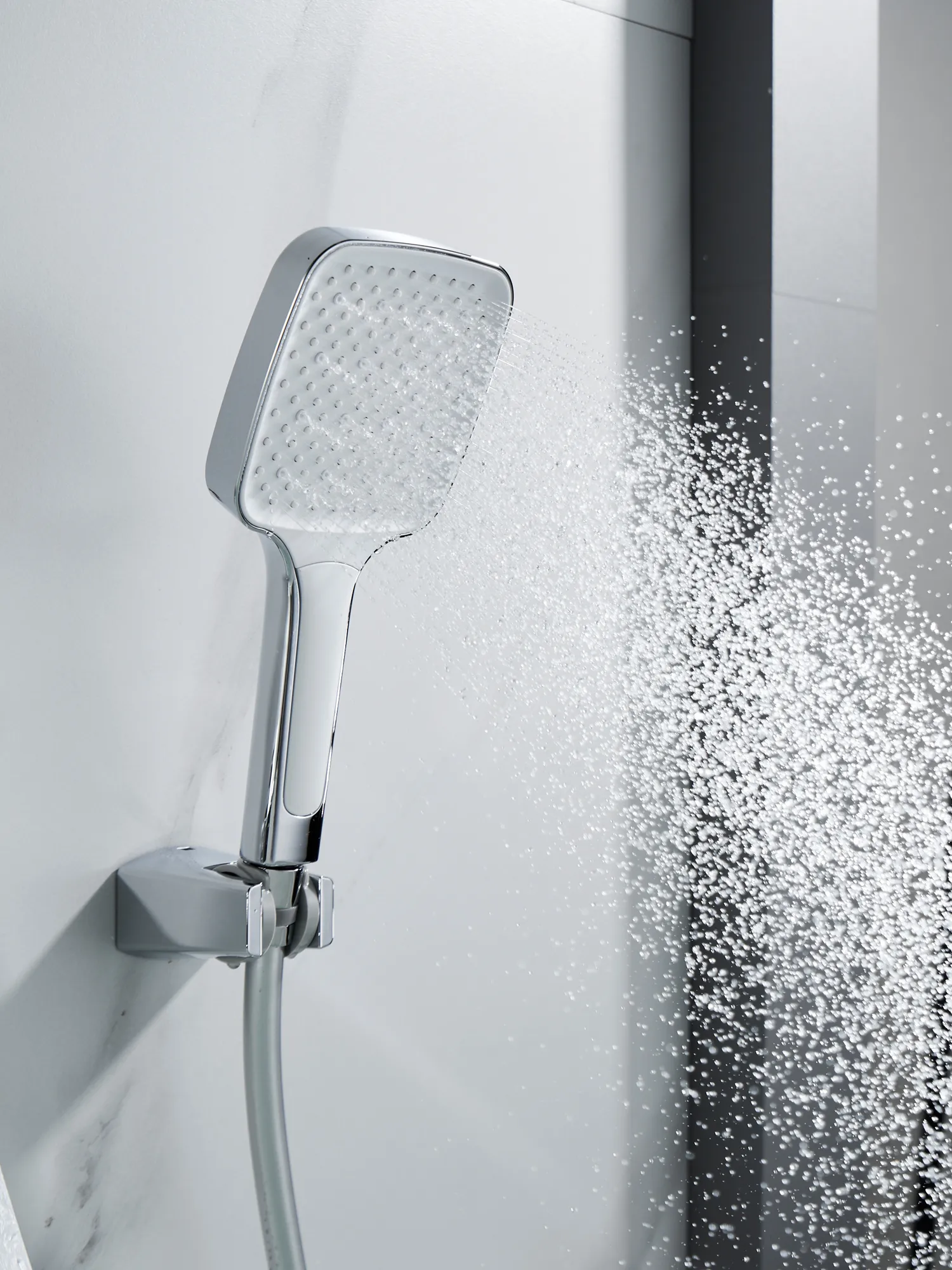 Смеситель для ванны Rose R2802, хром