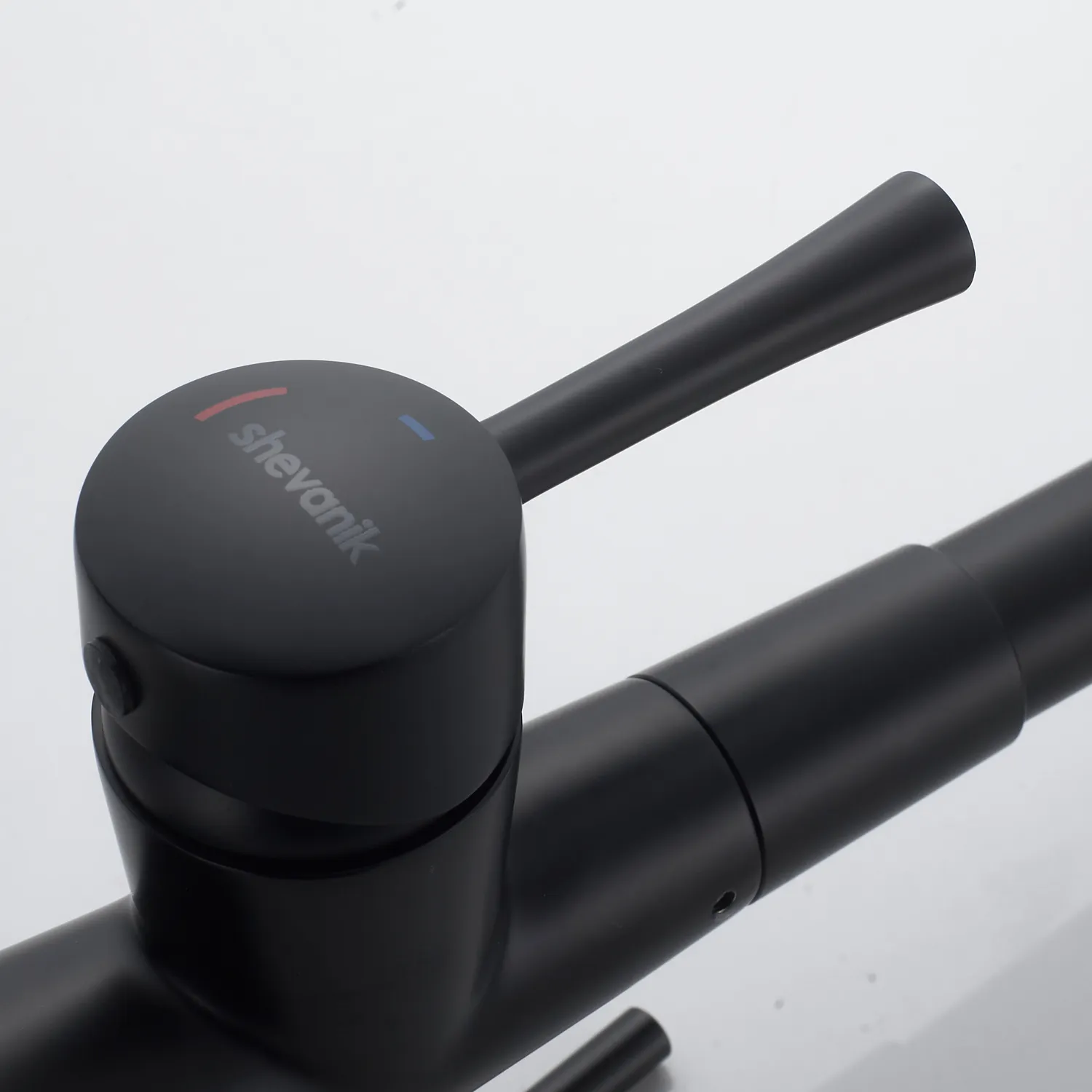 Смеситель для кухни с подключением фильтра Shevanik S528H, черный