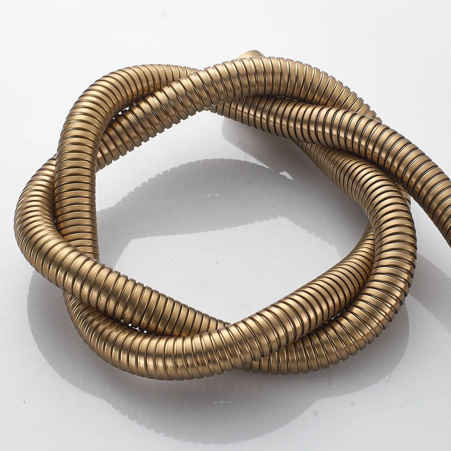 Шланг для душа Shevanik SE18-10 (100 см), золотой сатин