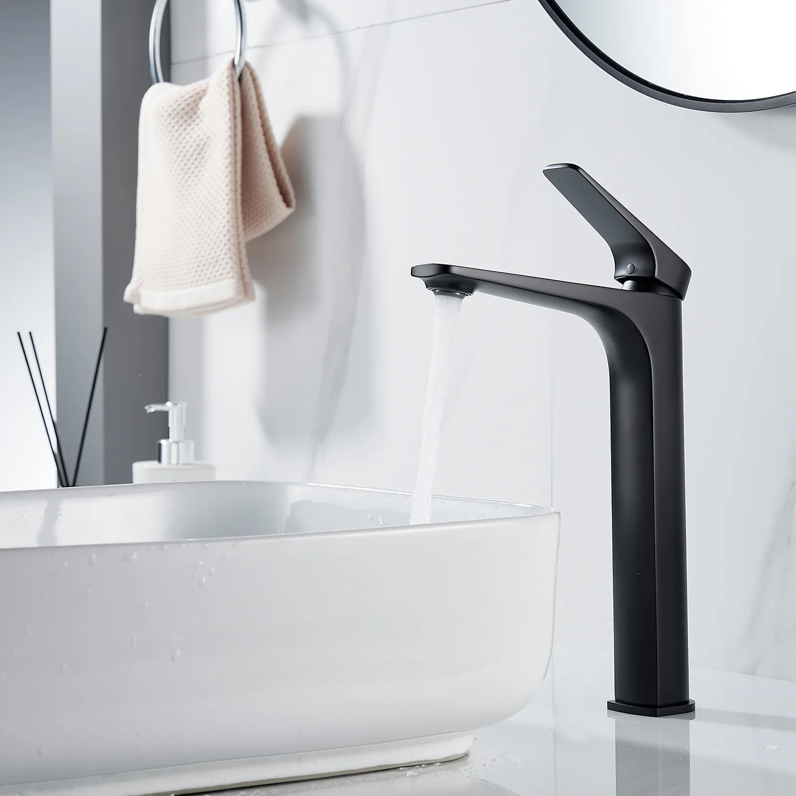 Смеситель для раковины высокий Shevanik S4211H, черный