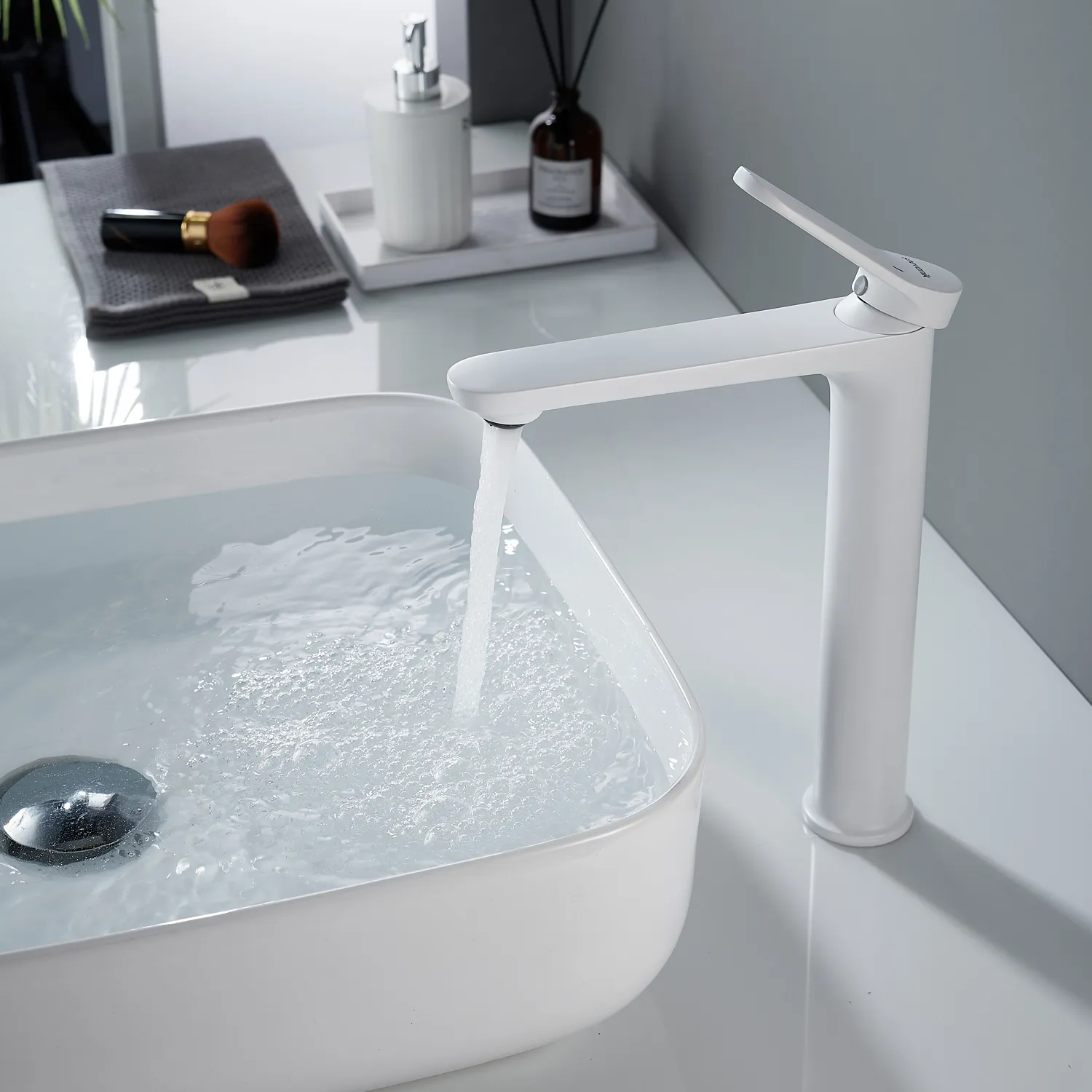 Смеситель для раковины высокий Shevanik S4311C, белый