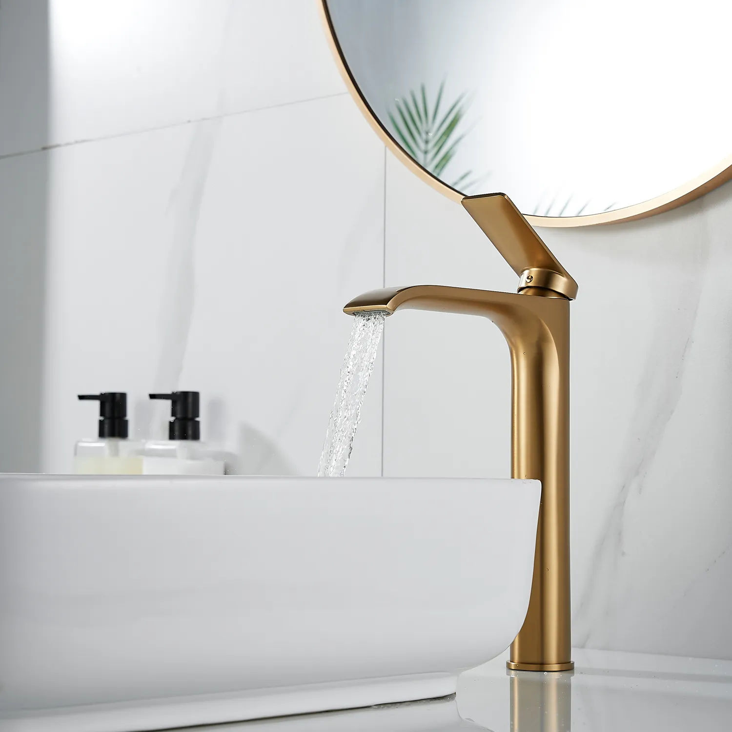 Смеситель для раковины высокий Shevanik S4111G, золотой сатин