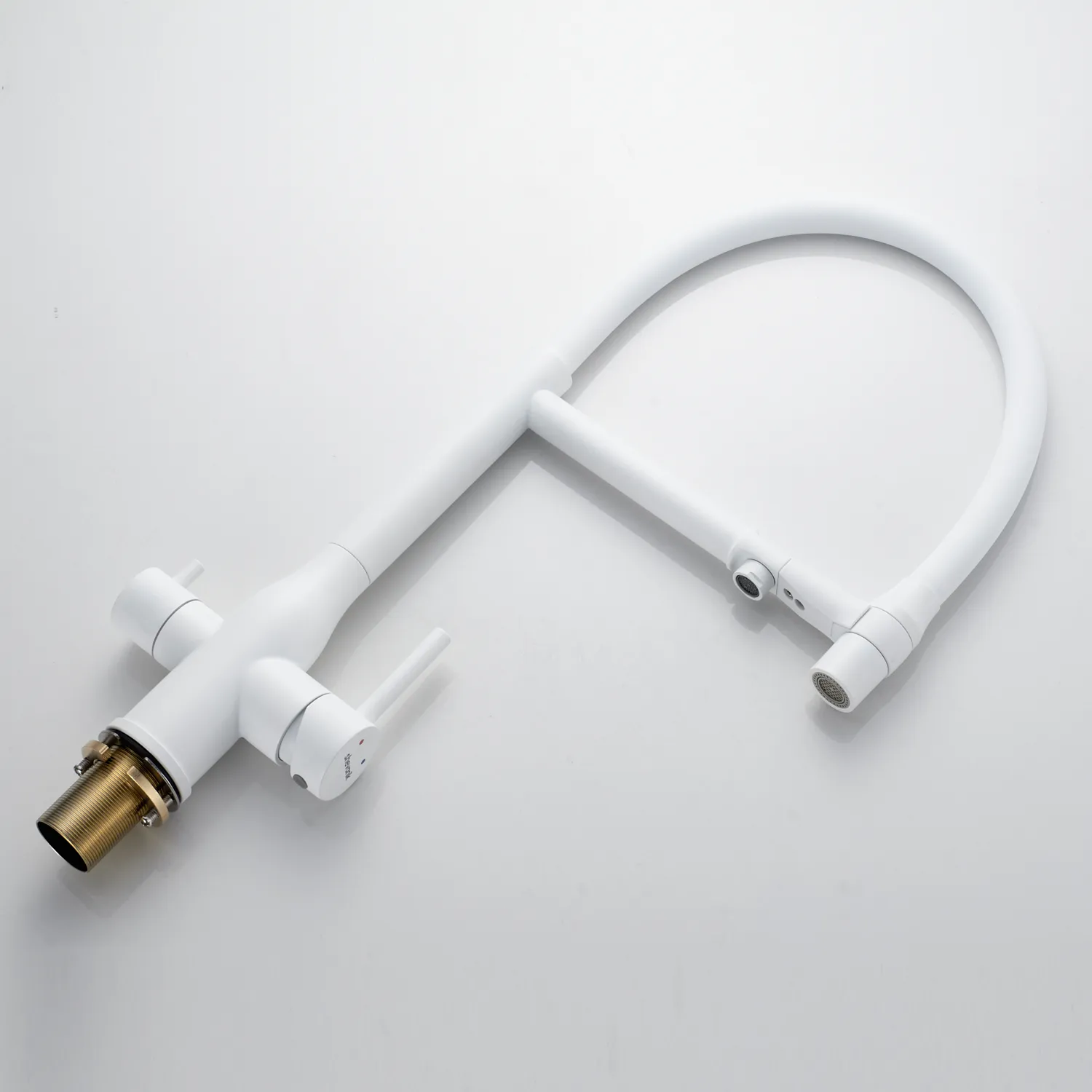 Смеситель для кухни с гибким изливом и подключением фильтра Shevanik S378C, белый