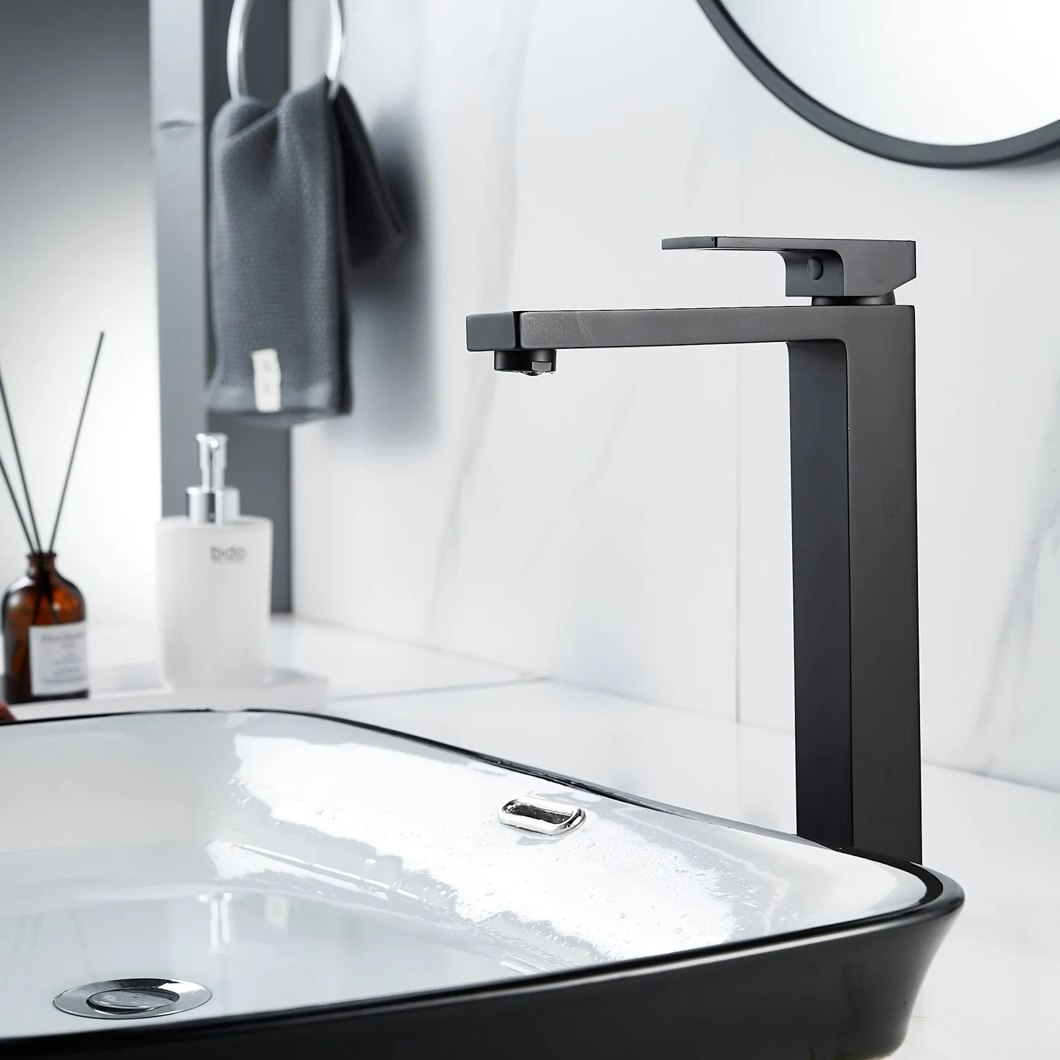 Смеситель для раковины высокий  Raffine F1196H, черный