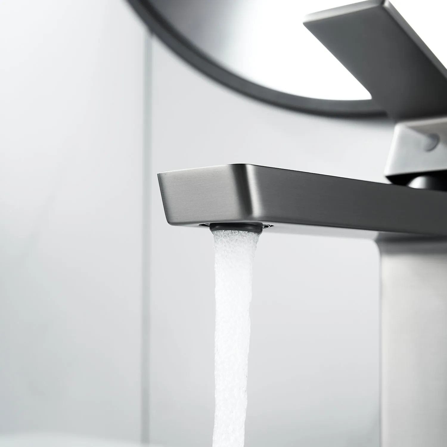 Смеситель для раковины Rose R1801T-1, оружейная сталь