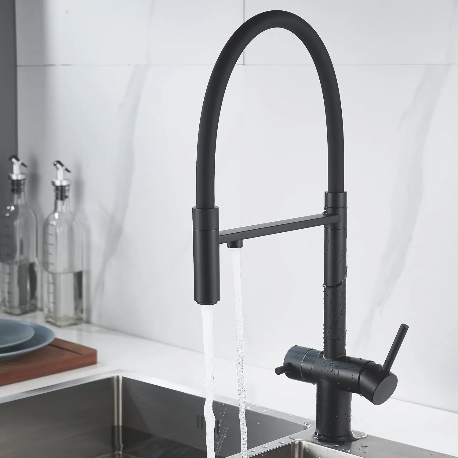 Смеситель для кухни с подключением фильтра Shevanik S178H, черный