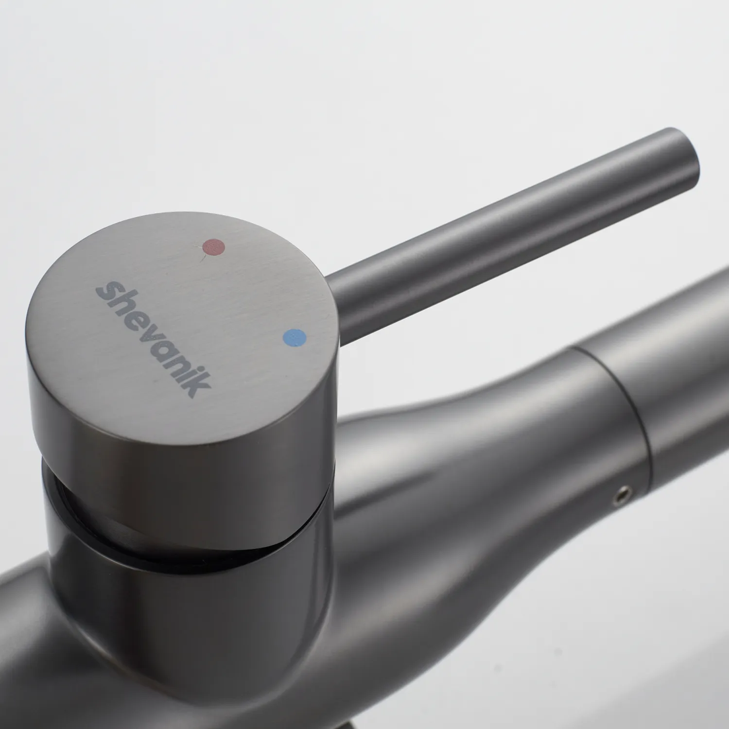 Смеситель для кухни с гибким изливом и подключением фильтра Shevanik S378T, оружейная сталь