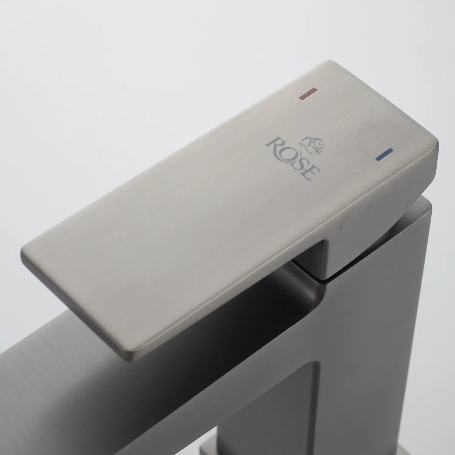 Смеситель для раковины Rose R2801T, оружейная сталь