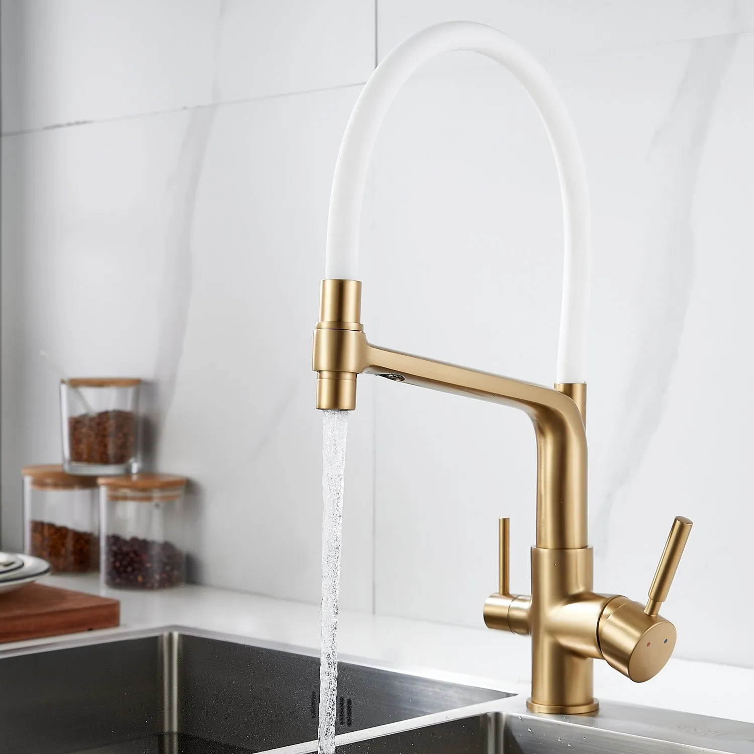 Смеситель для кухни с подключением фильтра воды Rose R658G, золотой сатин