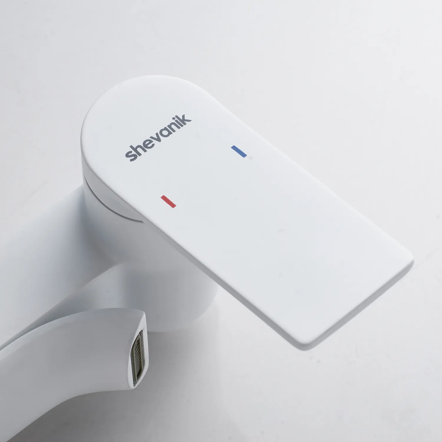 Душевая система Shevanik S4136C, белый