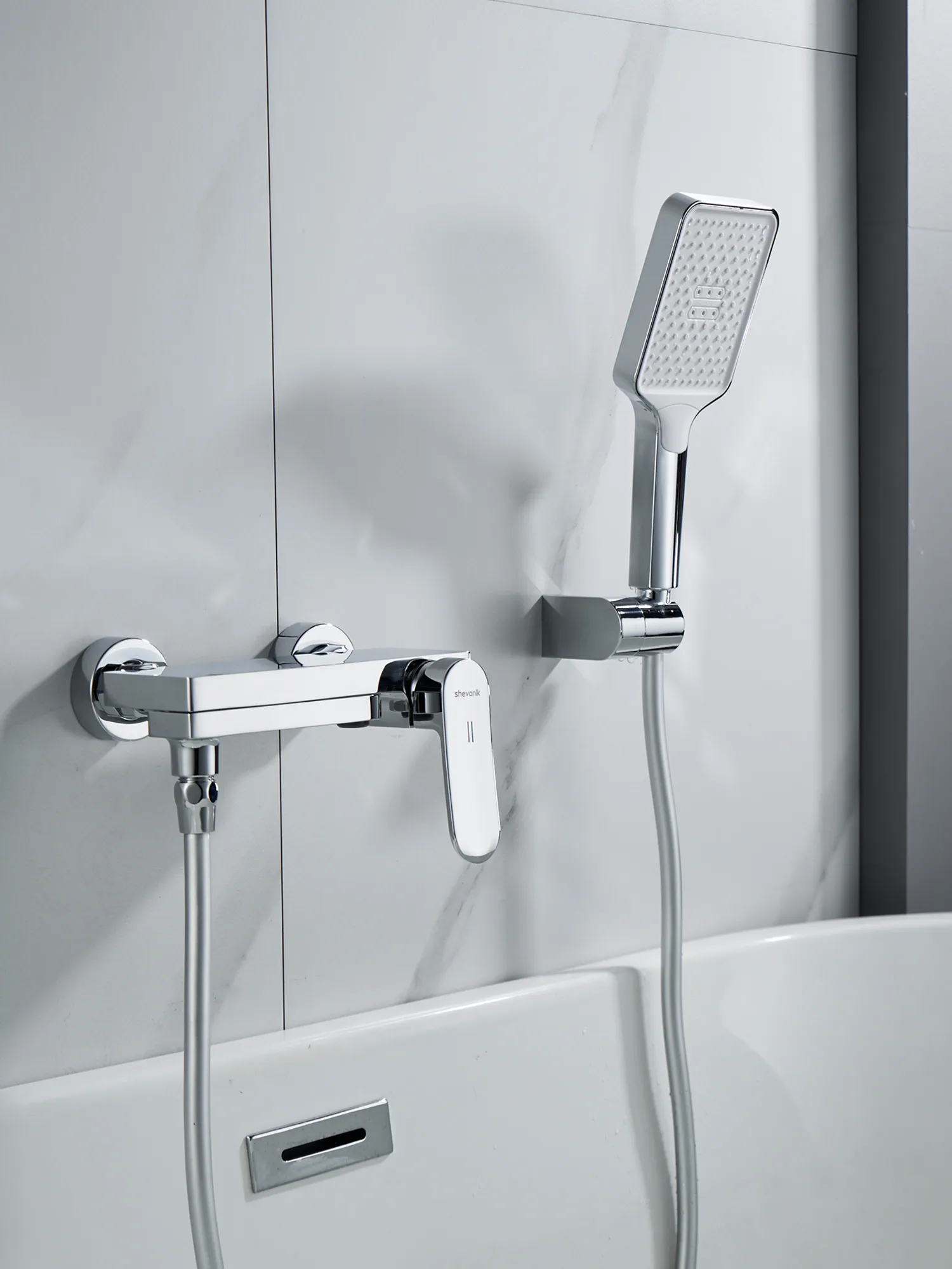 Смеситель для ванны Shevanik S4552, хром