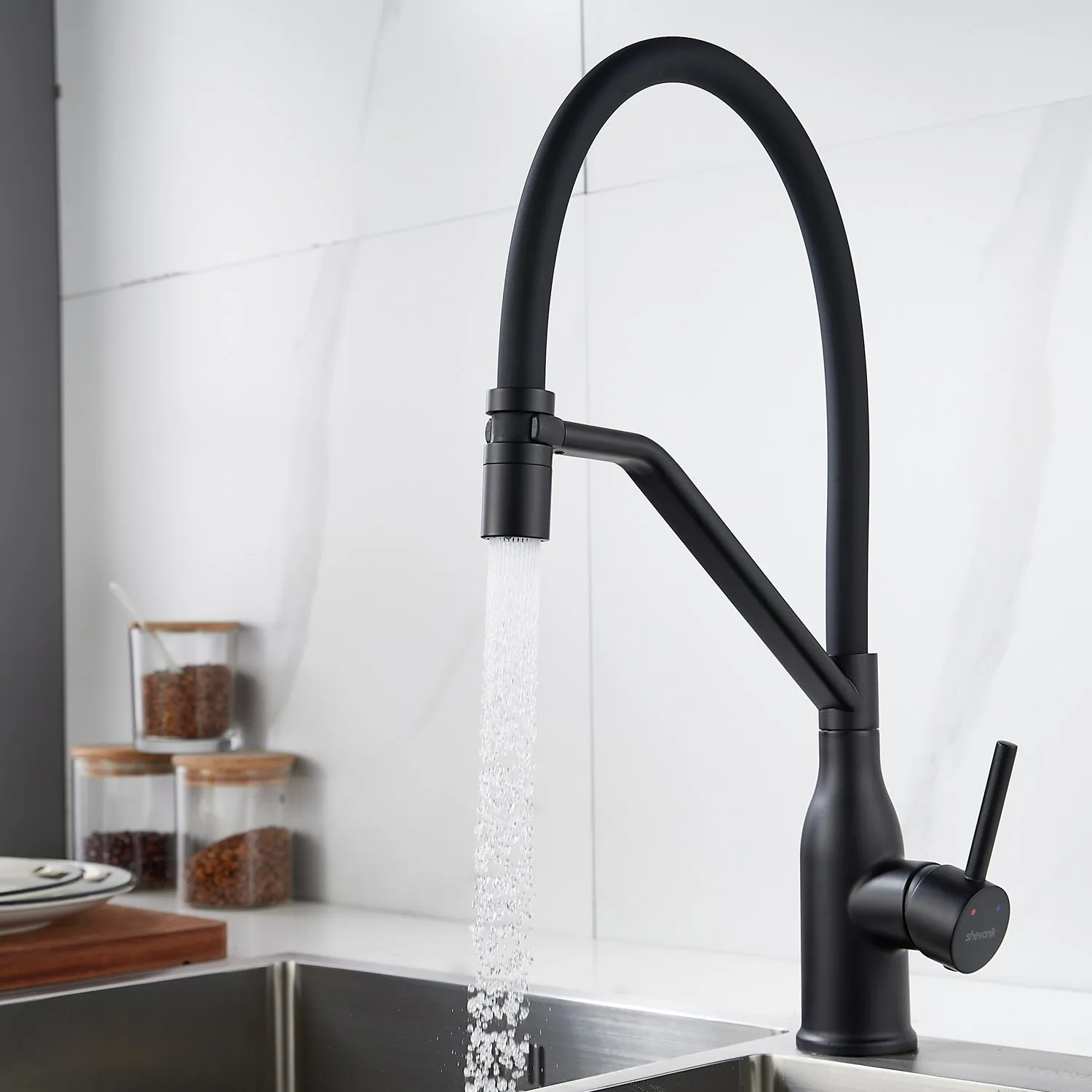 Смеситель для кухни с гибким изливом Shevanik S343H-3, черный