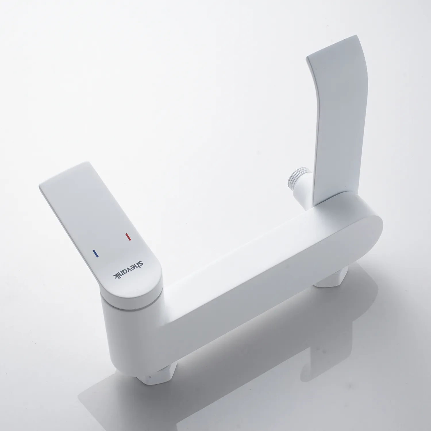 Смеситель для ванны Shevanik S4102C, белый