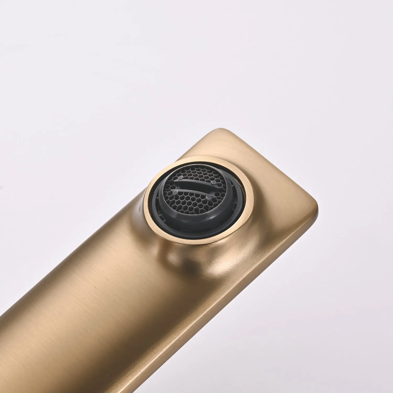 Смеситель для раковины Shevanik S6101G, золотой сатин