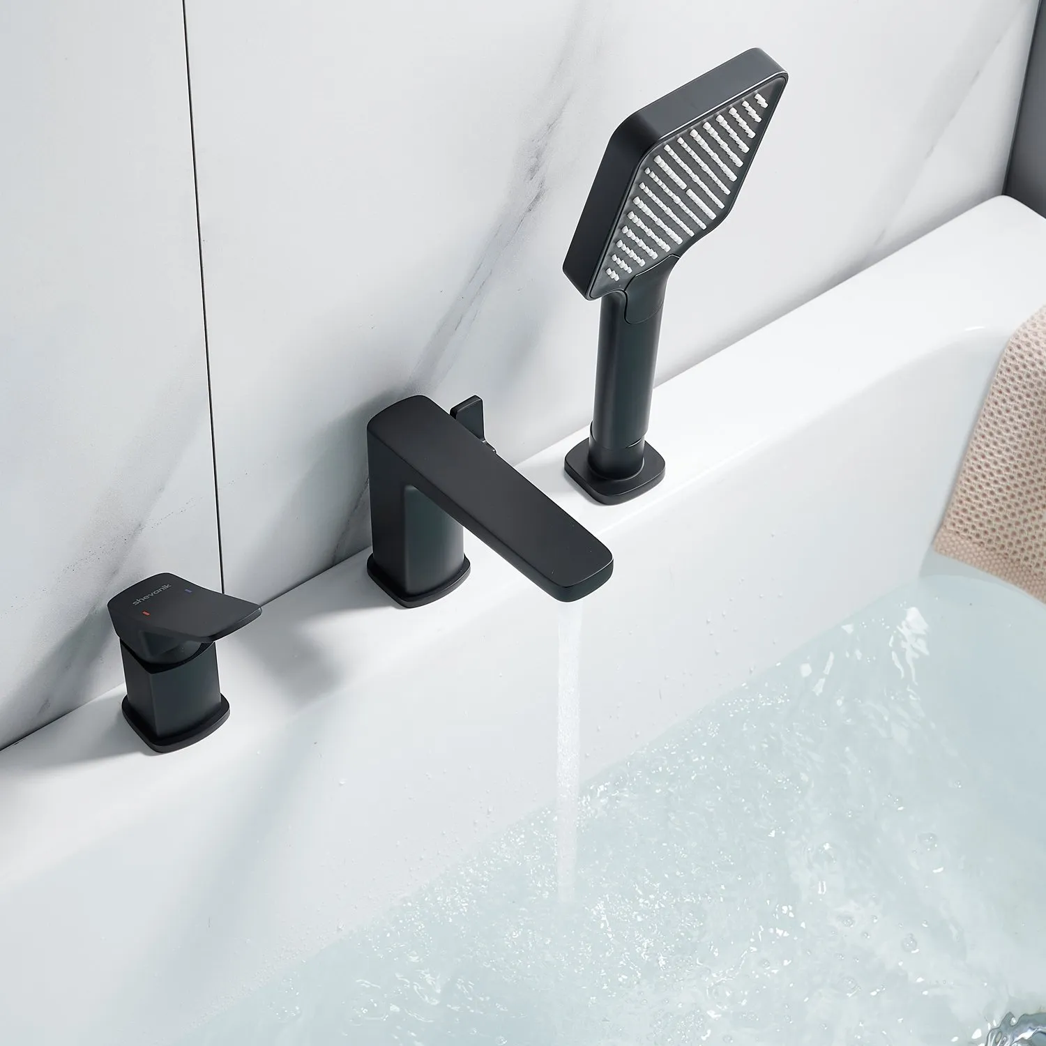 Смеситель на борт ванны Shevanik S9912H, черный