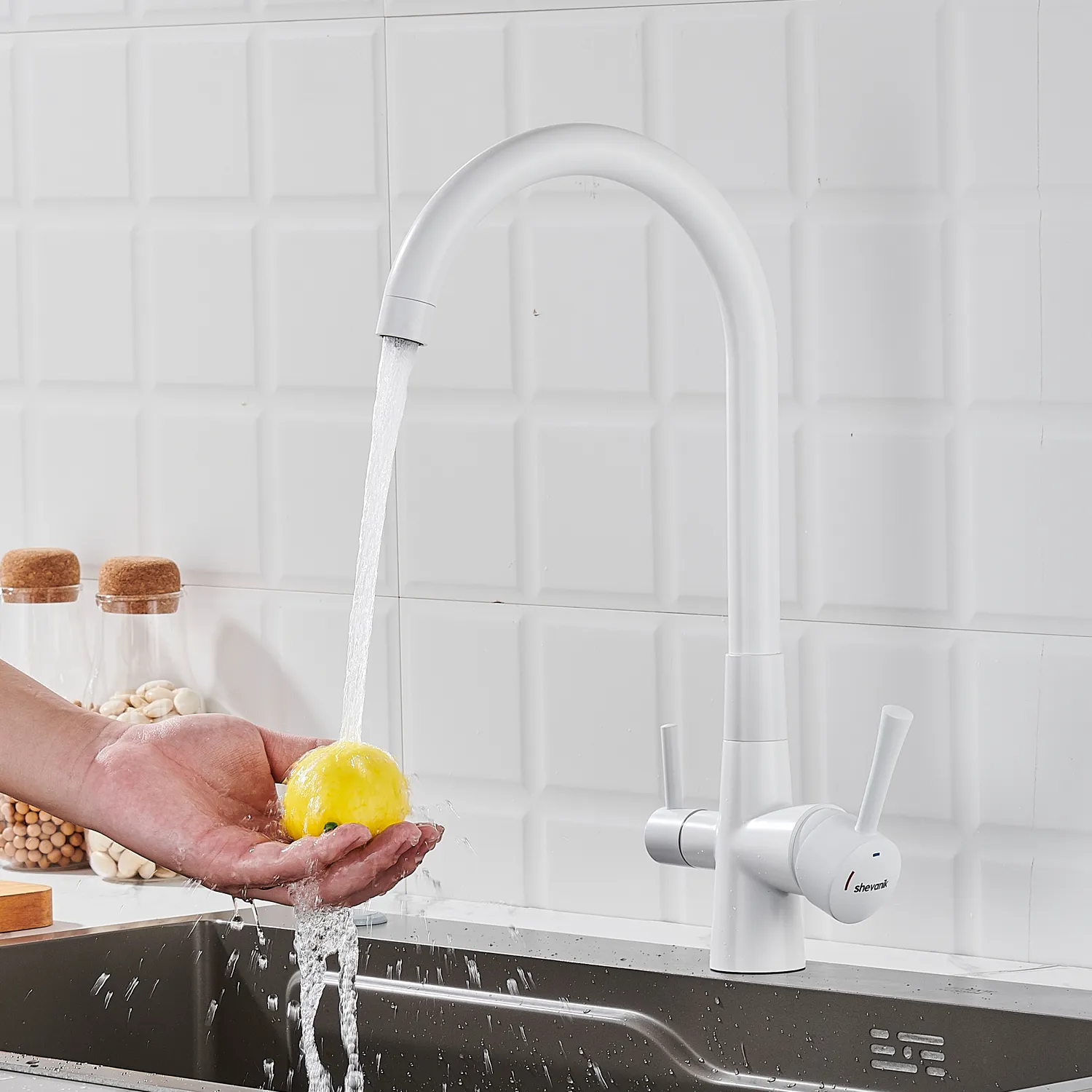 Смеситель для кухни с подключением фильтра Shevanik S428C, белый