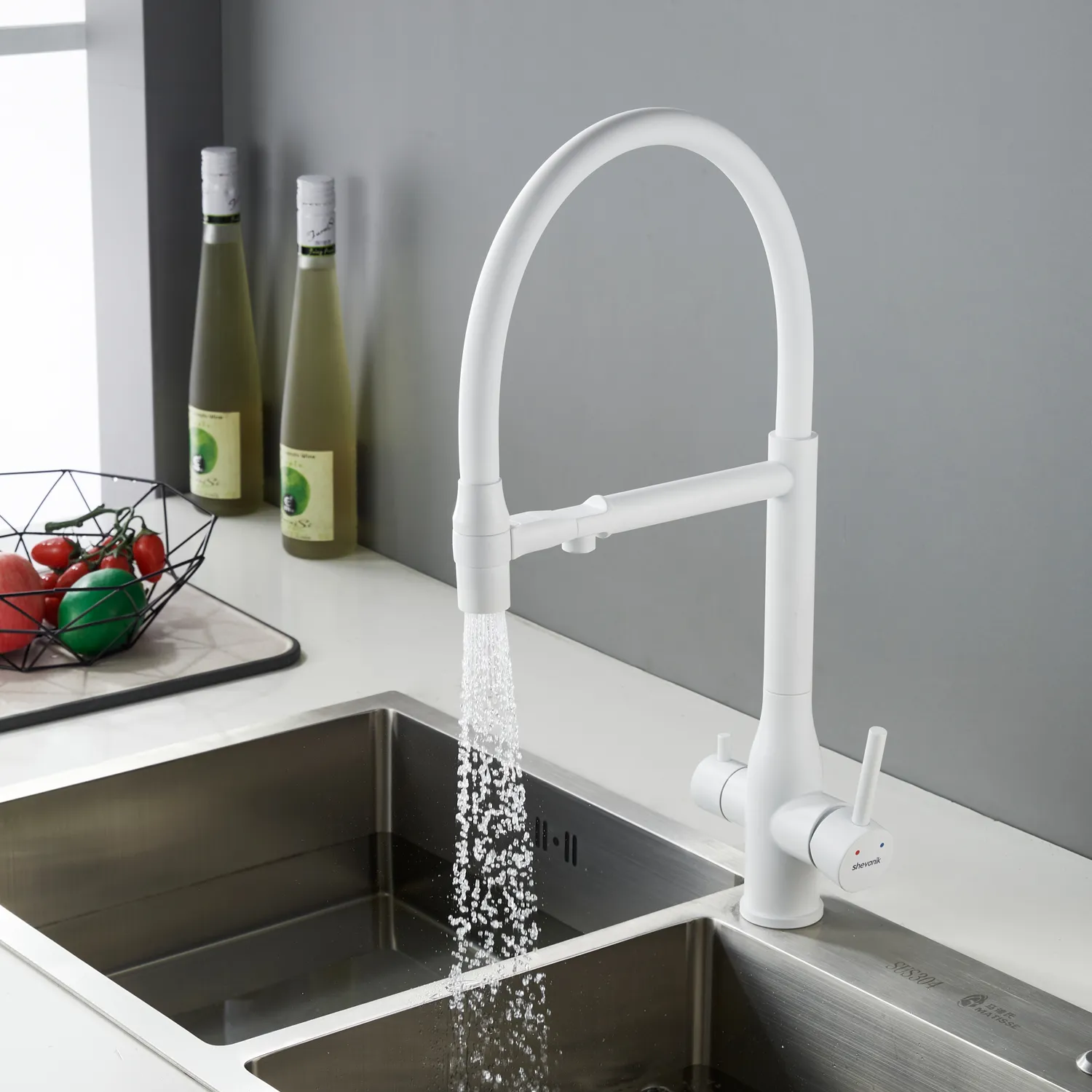 Смеситель для кухни с гибким изливом и подключением фильтра Shevanik S378C, белый