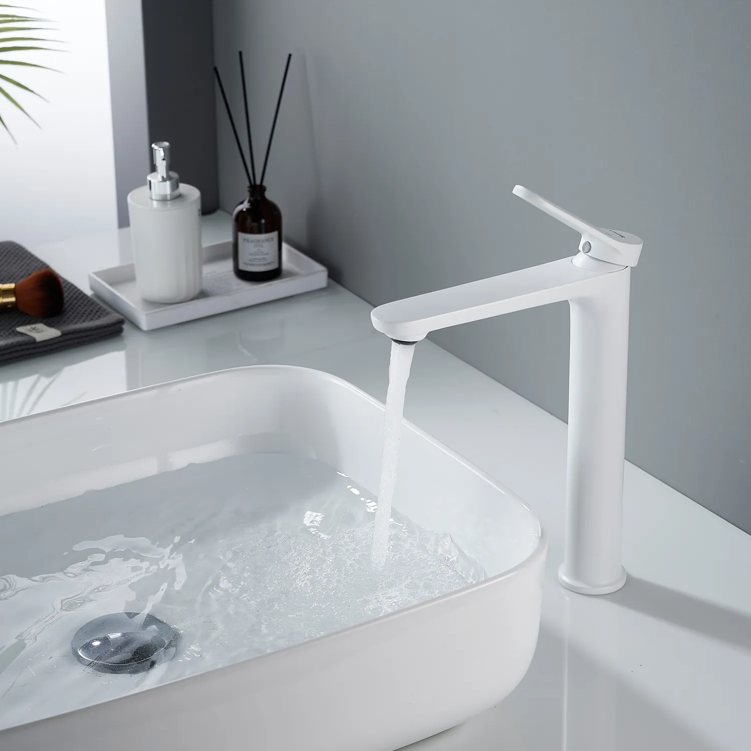 Смеситель для раковины высокий Shevanik S4311C, белый