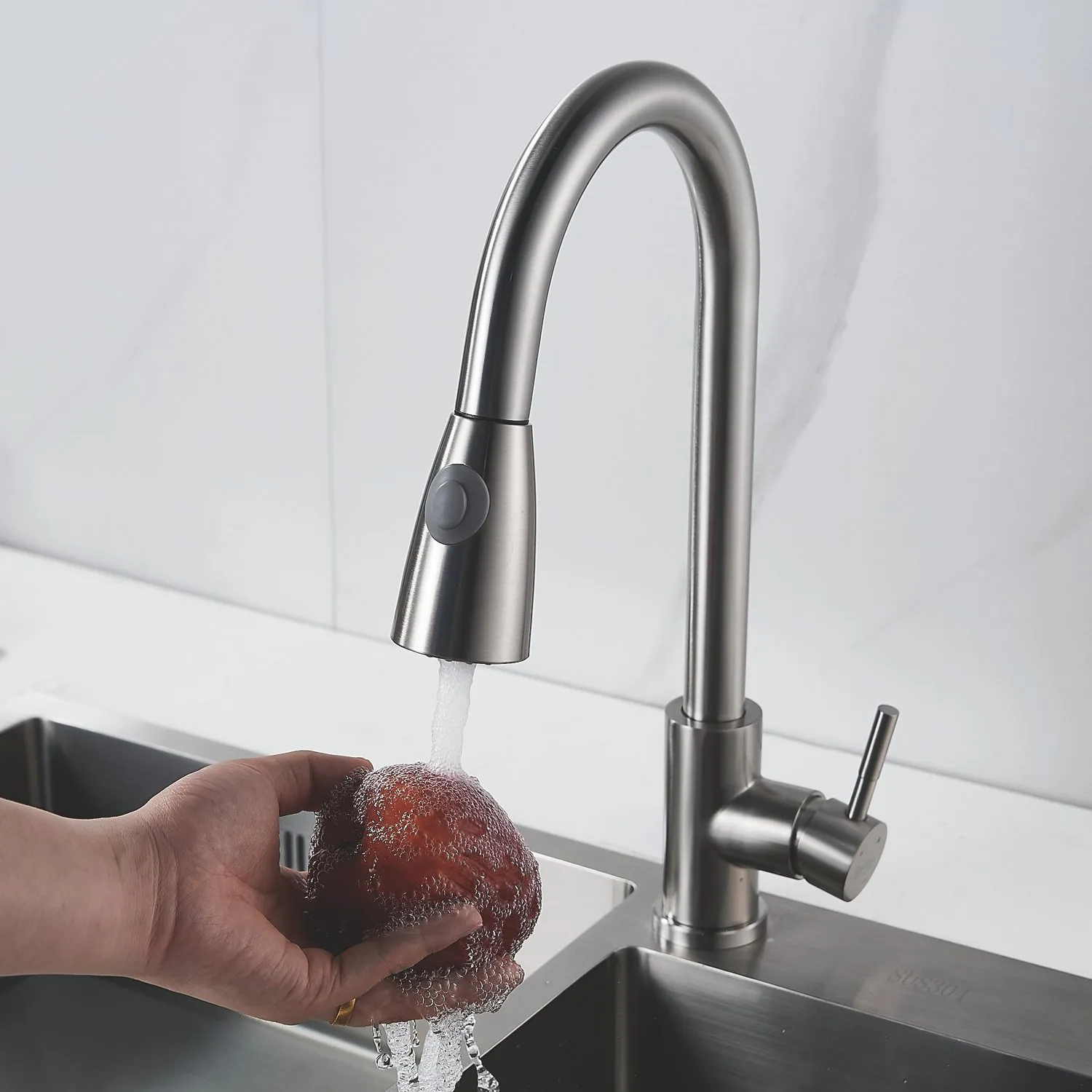 Смеситель для кухни с выдвижным изливом Raffine F213L, сатин