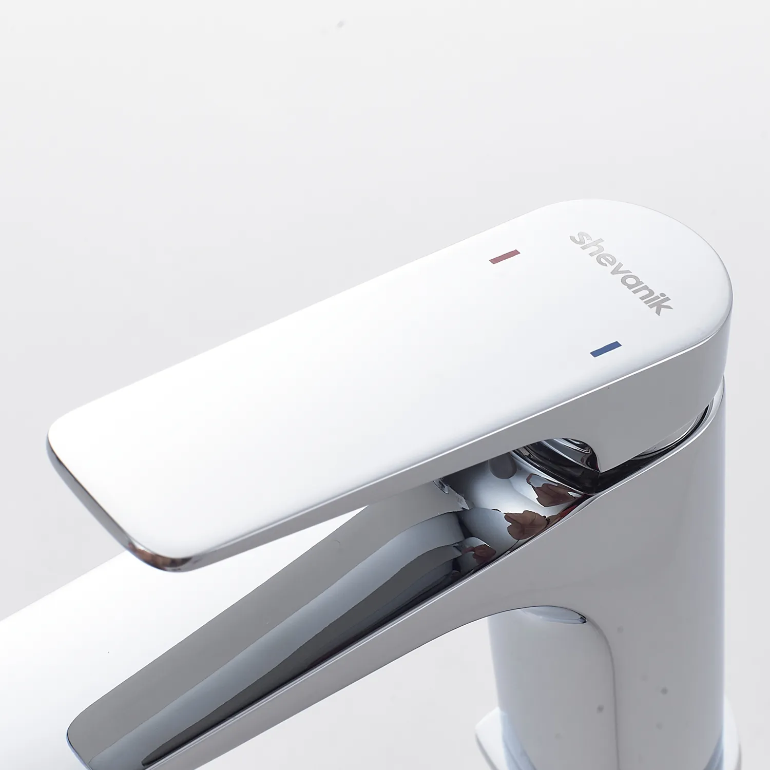 Смеситель для раковины Shevanik S4201, хром