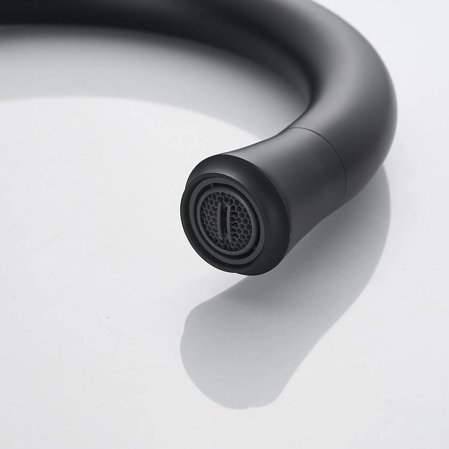 Смеситель для кухни Raffine F103H, черный