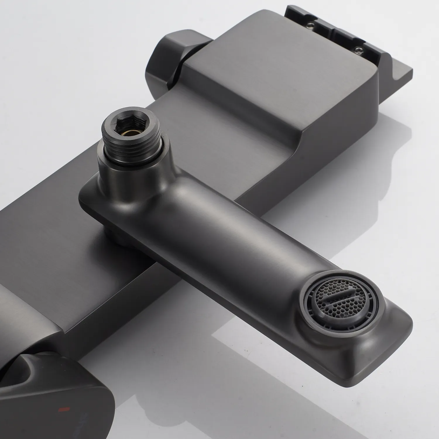 Душевая система Shevanik S4226T, оружейная сталь