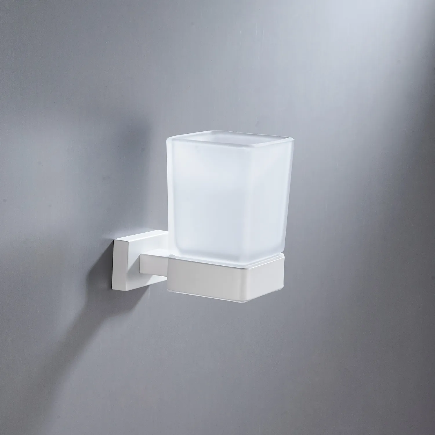 Стакан для ванной комнаты Shevanik SG5612C, белый