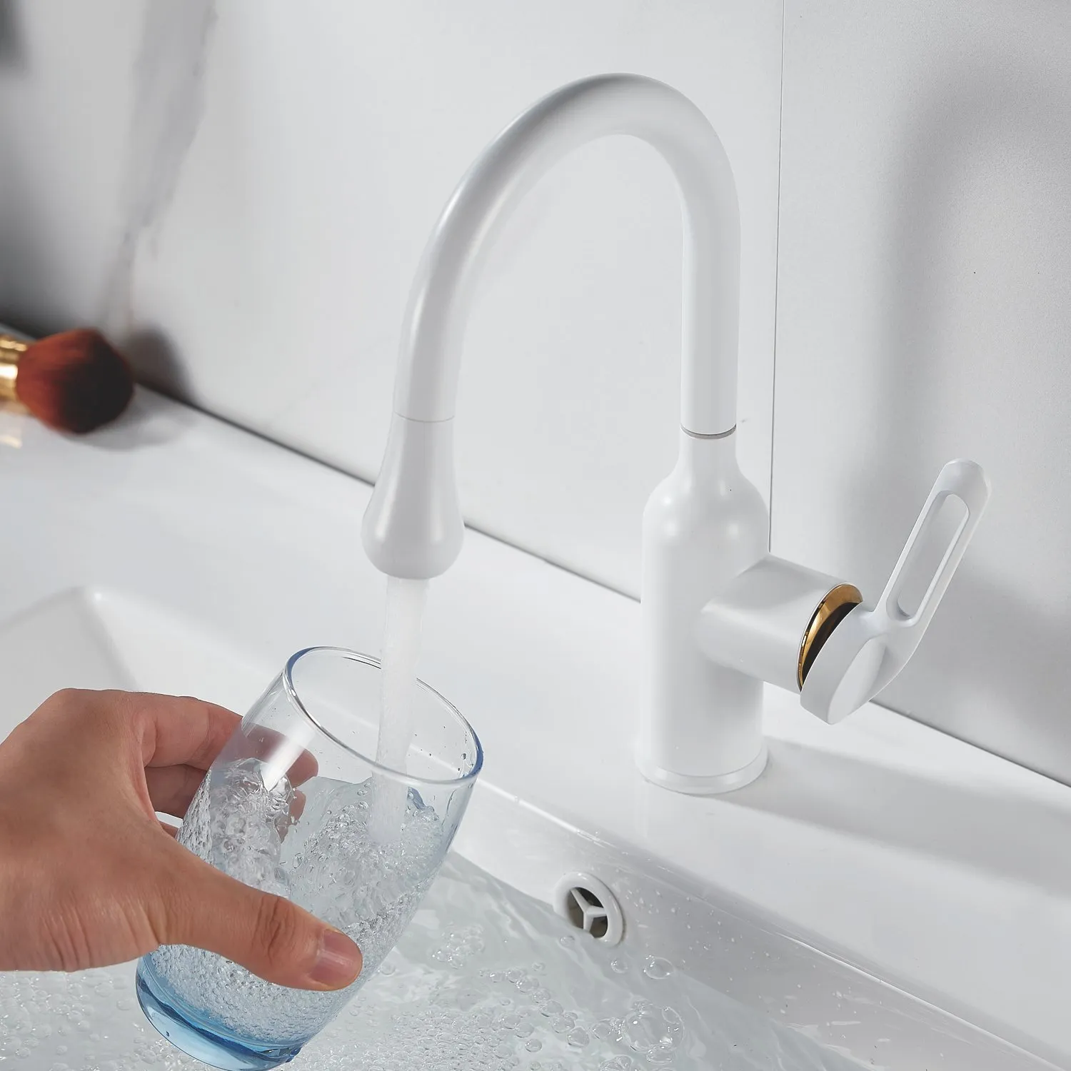 Смеситель для раковины Raffine F101C, белый