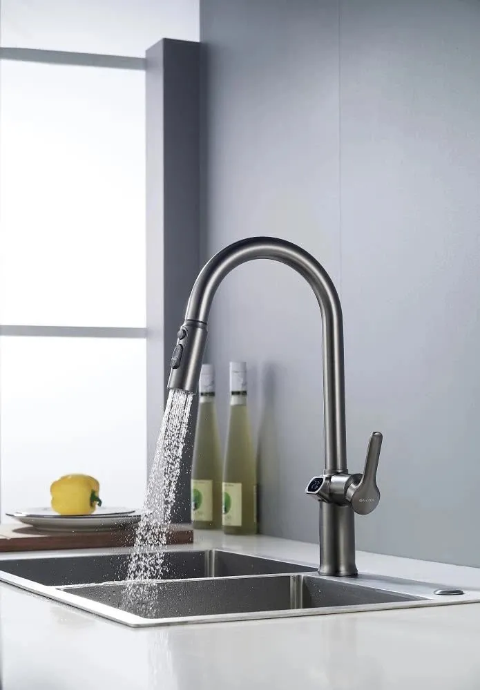 Смеситель для кухни с индикатором температуры Knotlor KN-100/GM, вороненая сталь