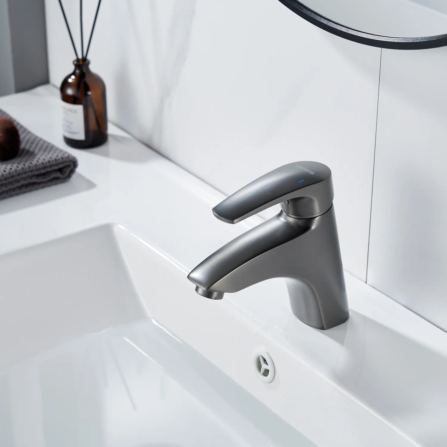 Смеситель для раковины Shevanik S5001T, оружейная сталь