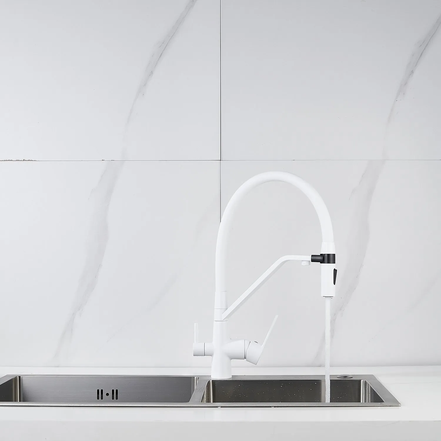 Смеситель для кухни с гибким изливом и подключением фильтра Shevanik S278C, белый