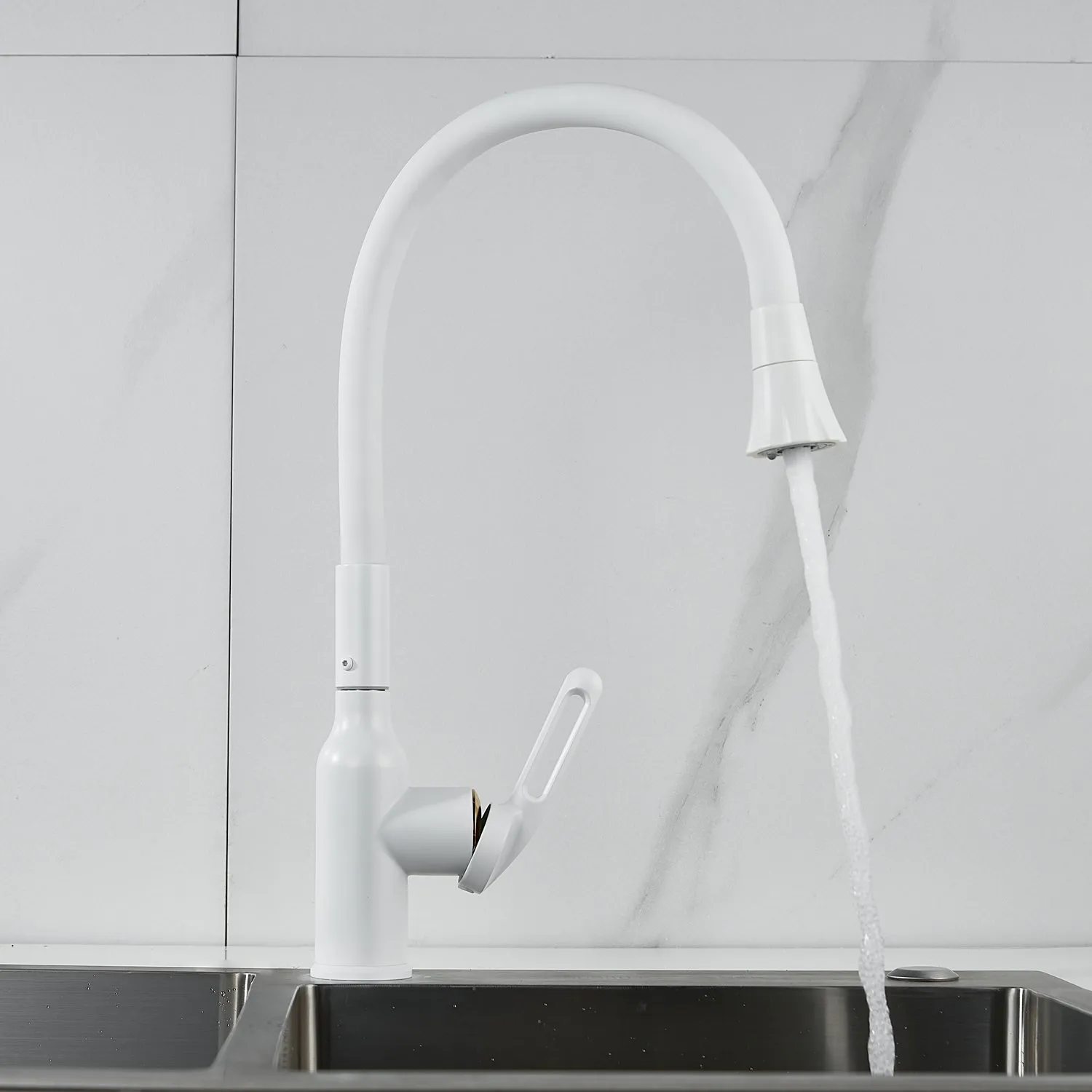 Смеситель для кухни с гибким изливом Raffine F303C-1, белый