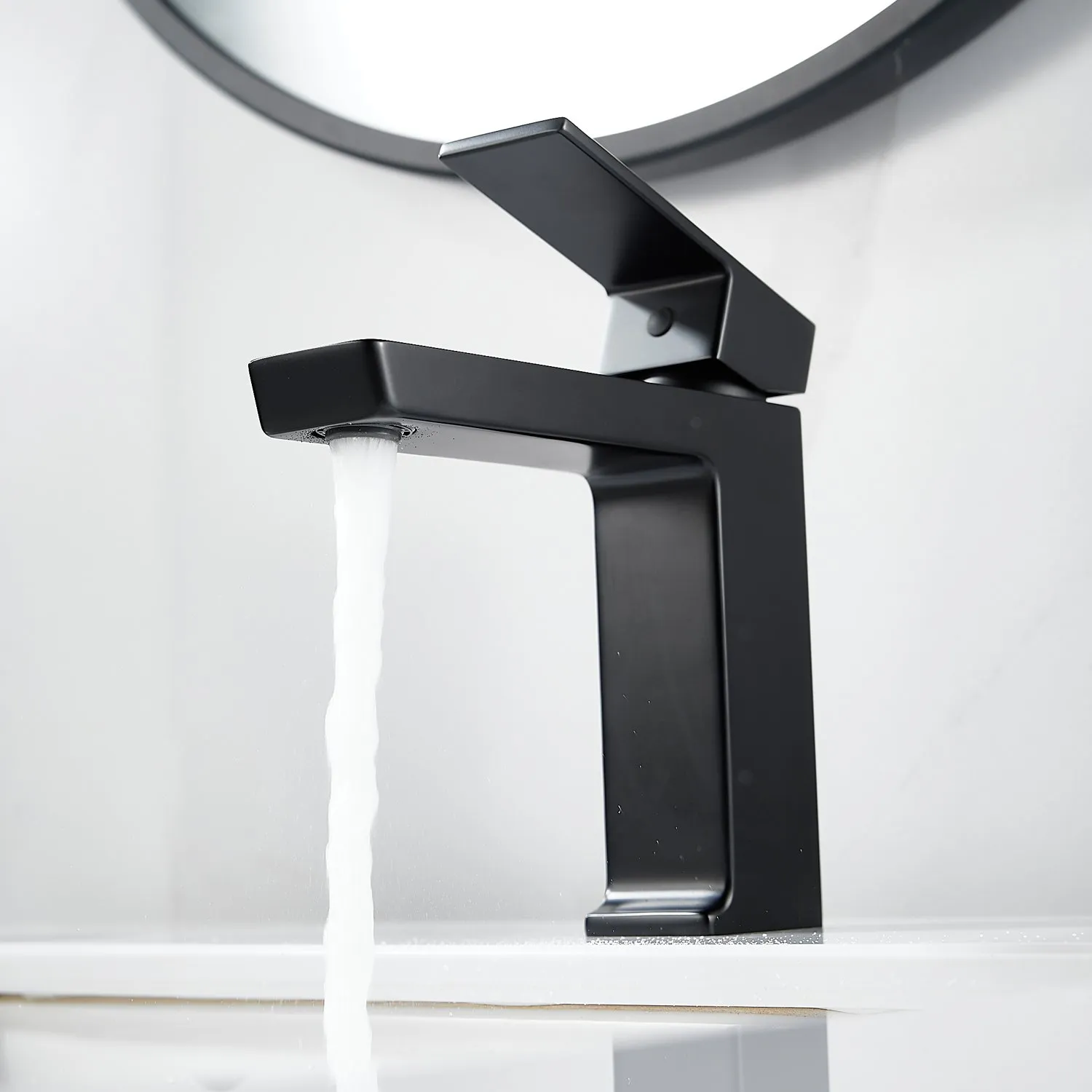 Смеситель для раковины Rose R1801H-1, черный