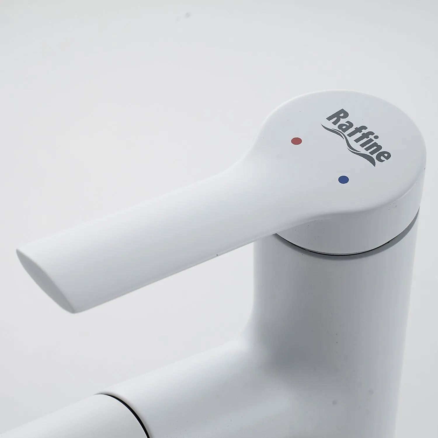 Смеситель для раковины многофункциональный Raffine F281C, белый