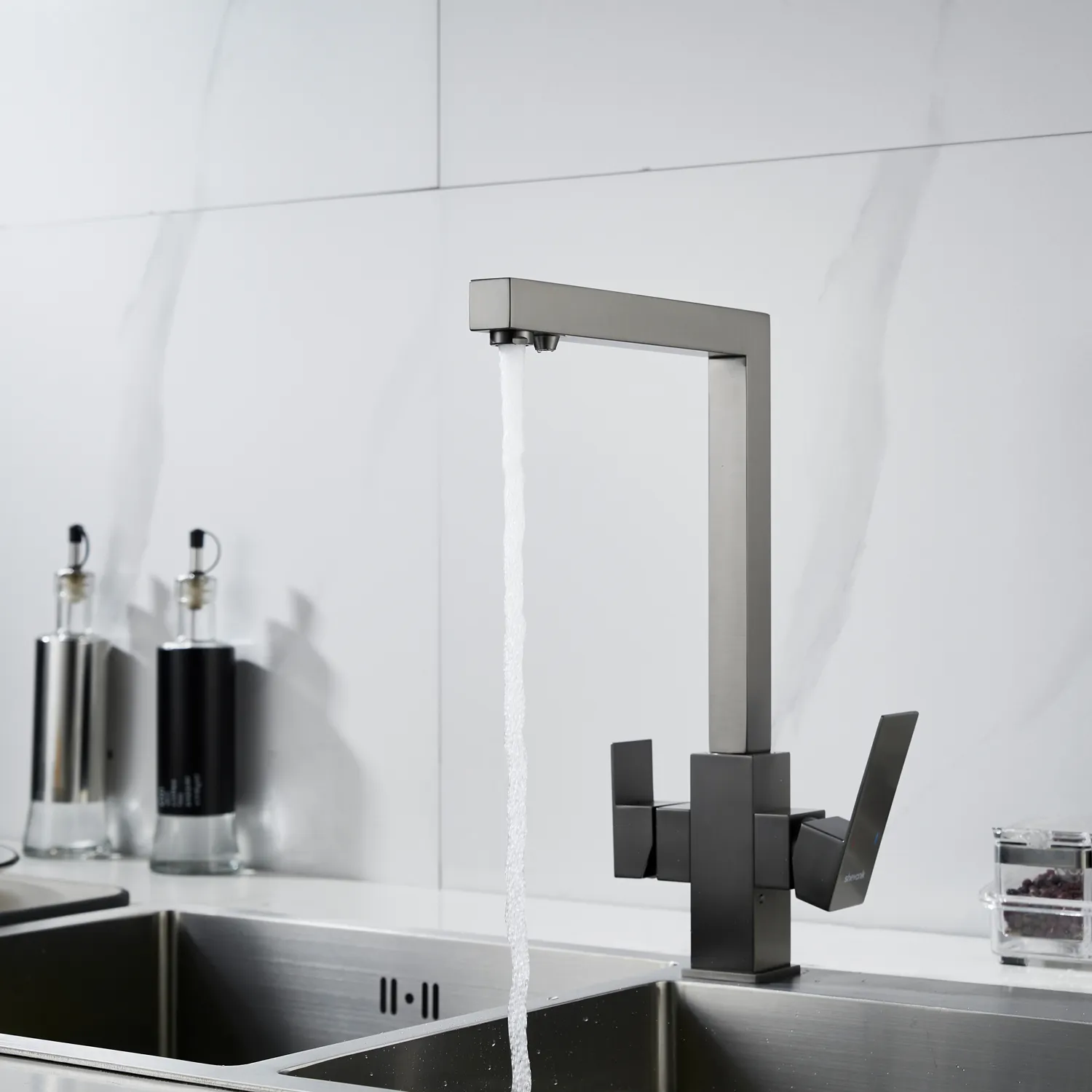 Смеситель для кухни с подключением фильтра Shevanik S148T, оружейная сталь