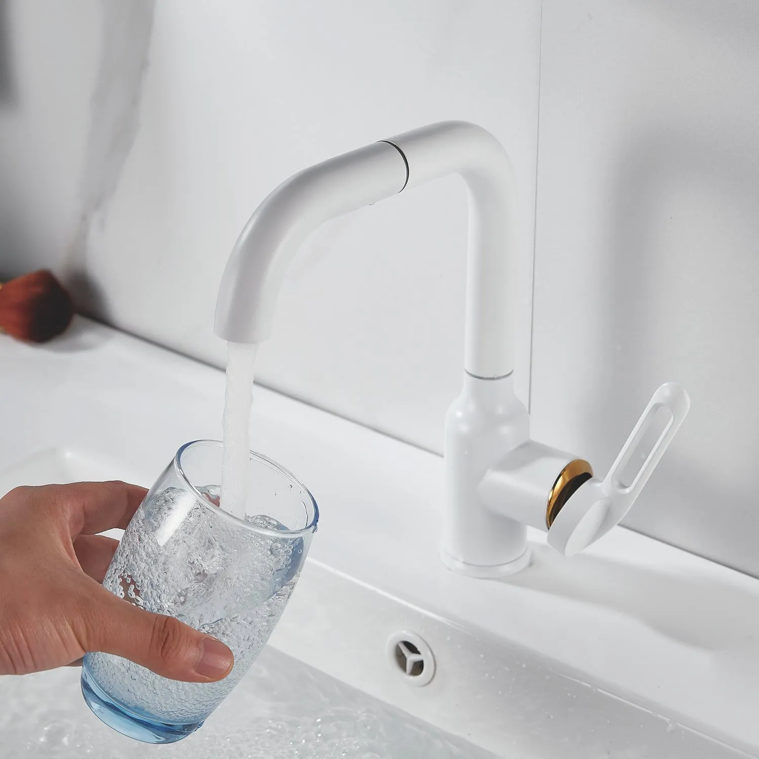 Смеситель для раковины Raffine F201C, белый