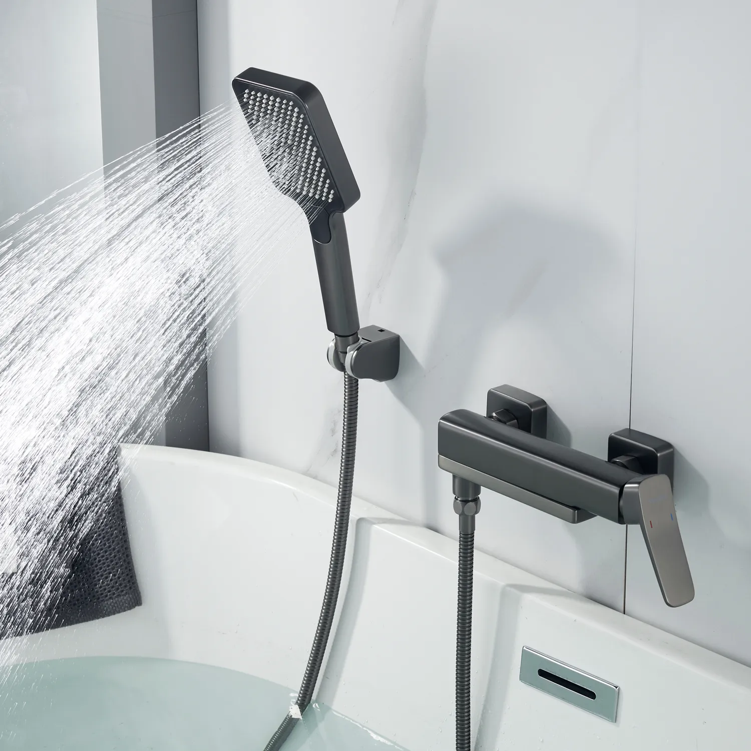 Смеситель для ванны Shevanik S9952T, оружейная сталь