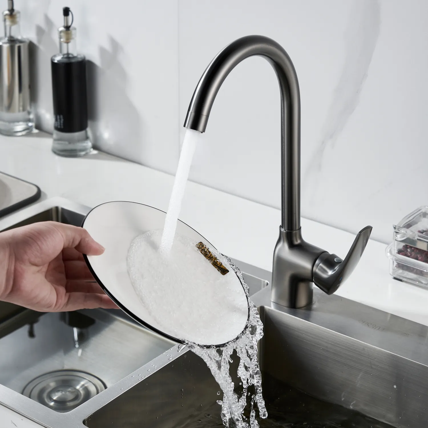 Смеситель для кухни Shevanik S5053T, оружейная сталь