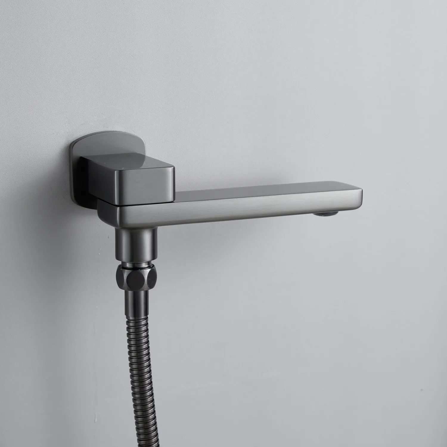 Душевая система встраиваемая Shevanik S9935T, оружейная сталь