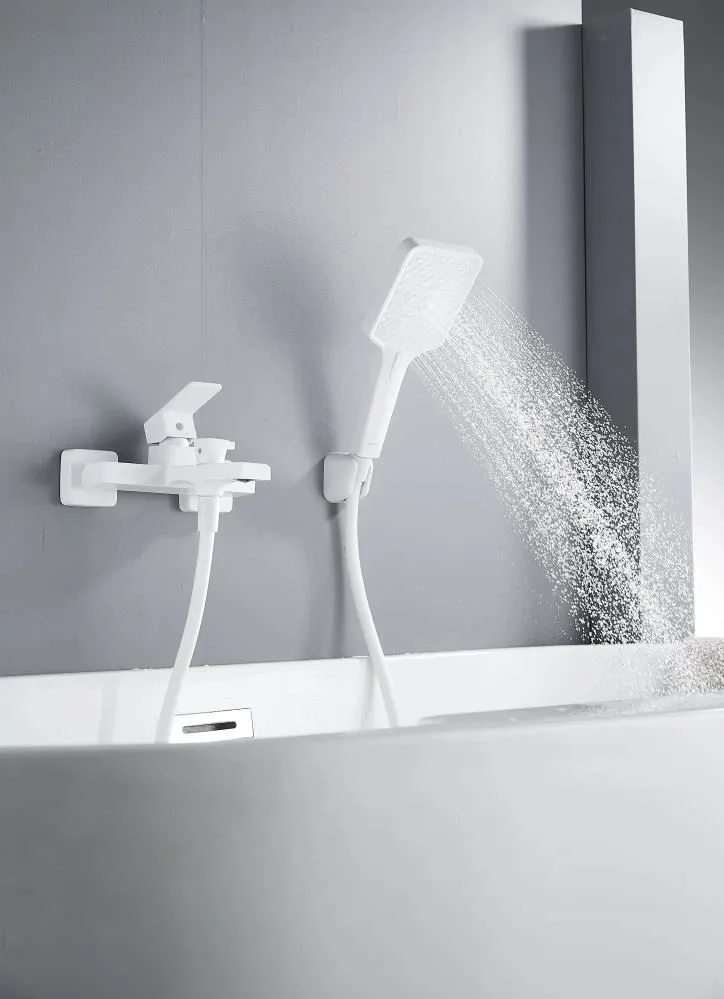 Смеситель для ванны Knotlor KN-22/WY, белый