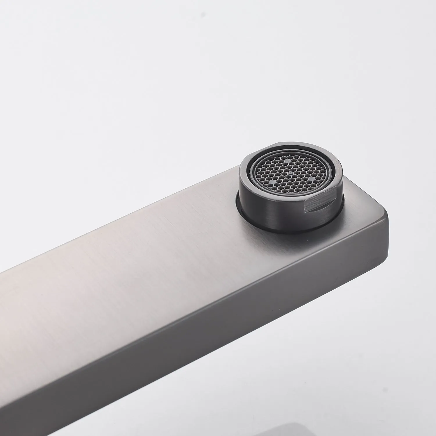 Смеситель для раковины Shevanik S9611T, оружейная сталь