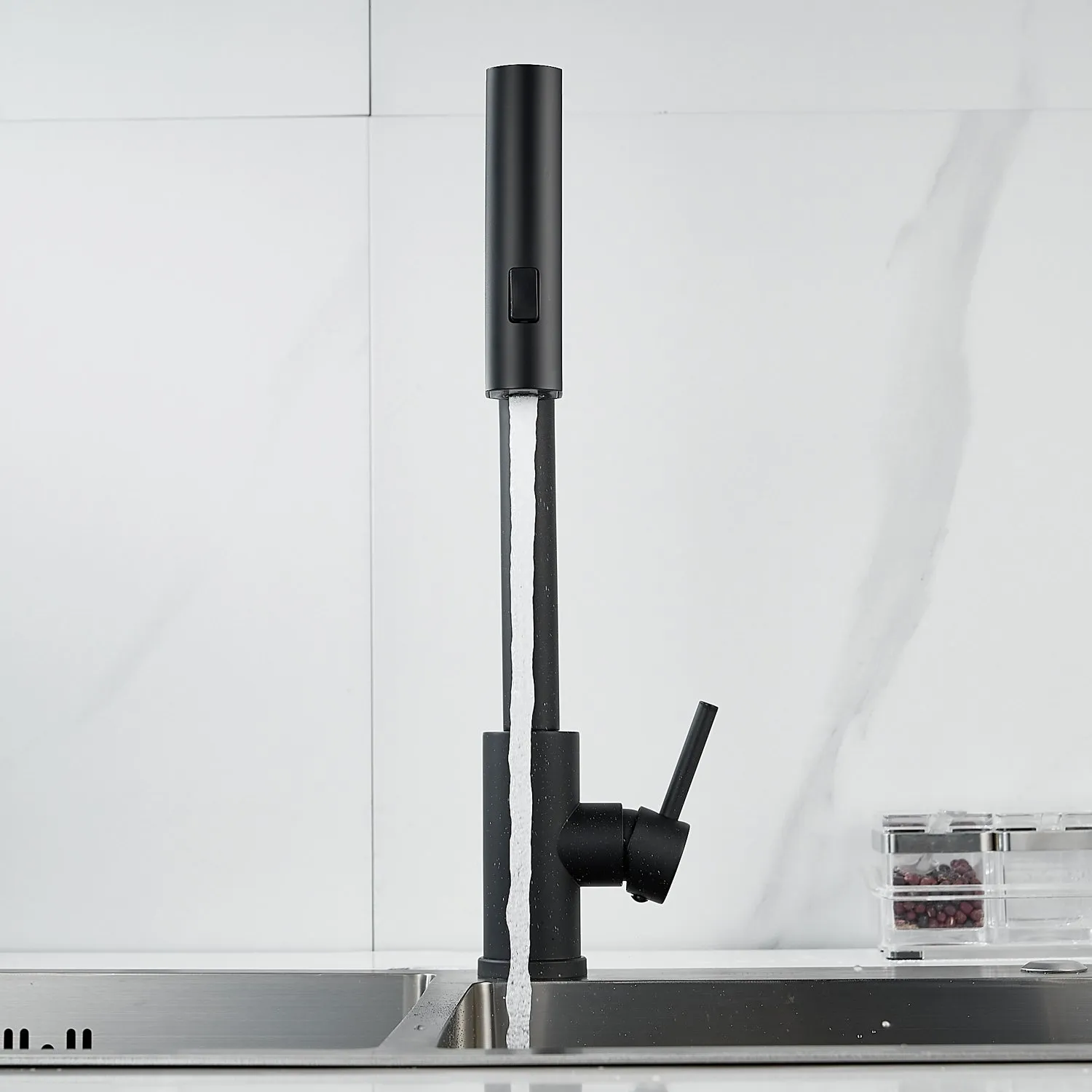 Смеситель для кухни с мультифункциональным изливом Raffine F203H, черный