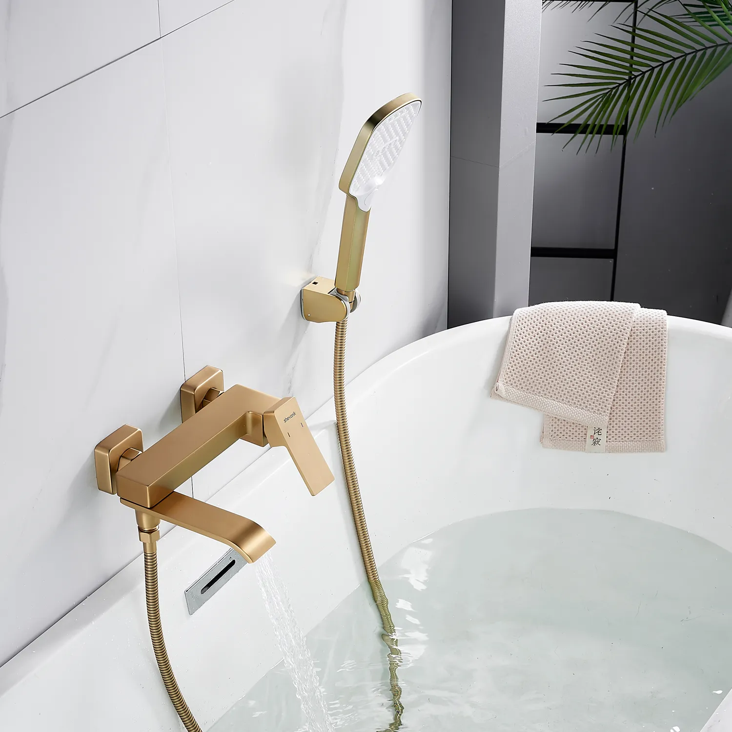 Смеситель для ванны Shevanik S4002G, золотой сатин