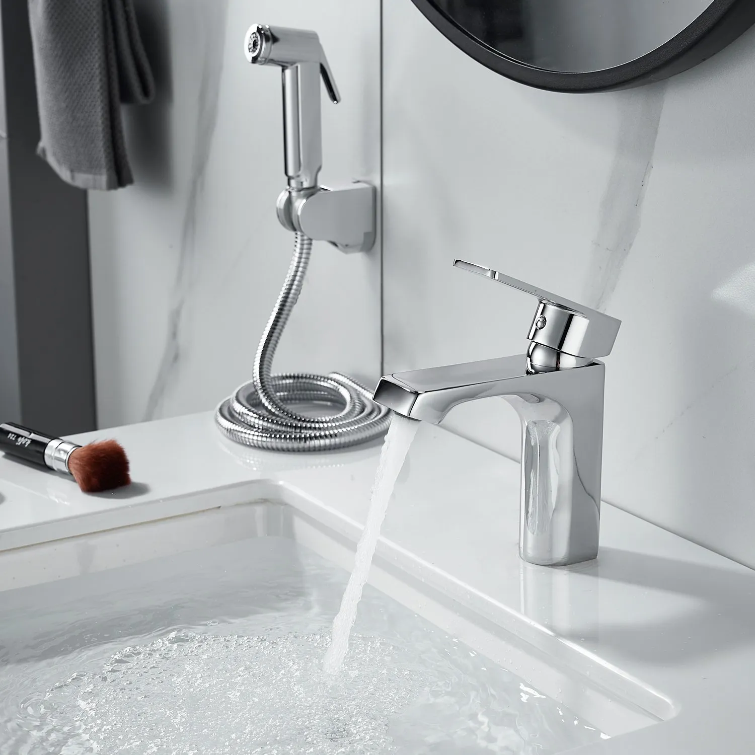 Смеситель для раковины с гигиеническим душем Raffine F171, хром