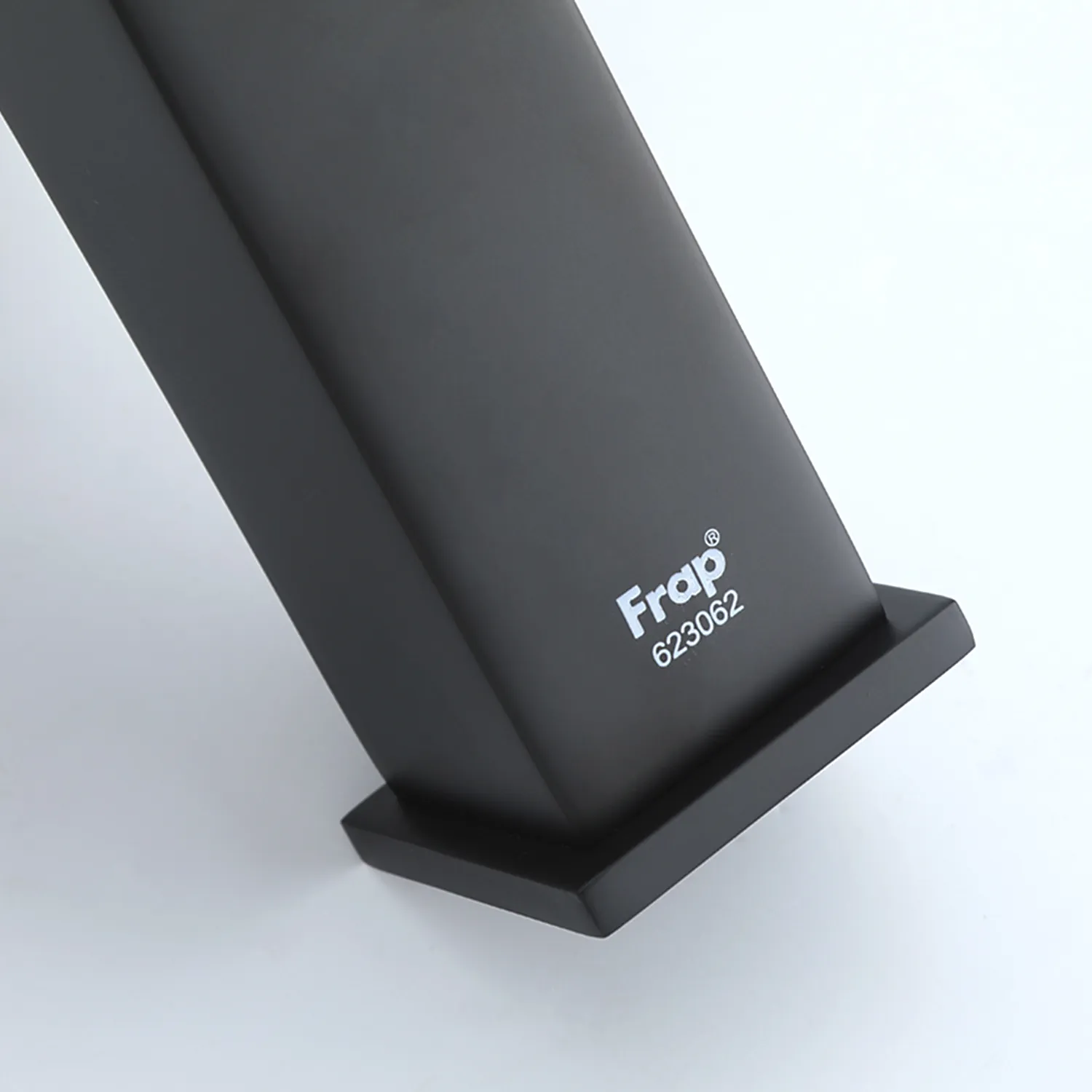 Смеситель для раковины Frap F1076-6, черный